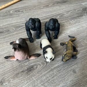 Animal Figurine Set - Black, White, Brown lot of 5